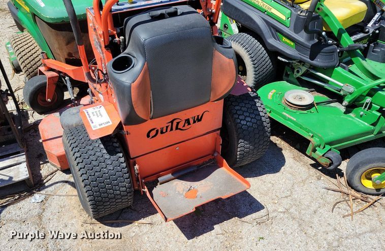 image for item DP1386 (4) ZTR lawn mowers