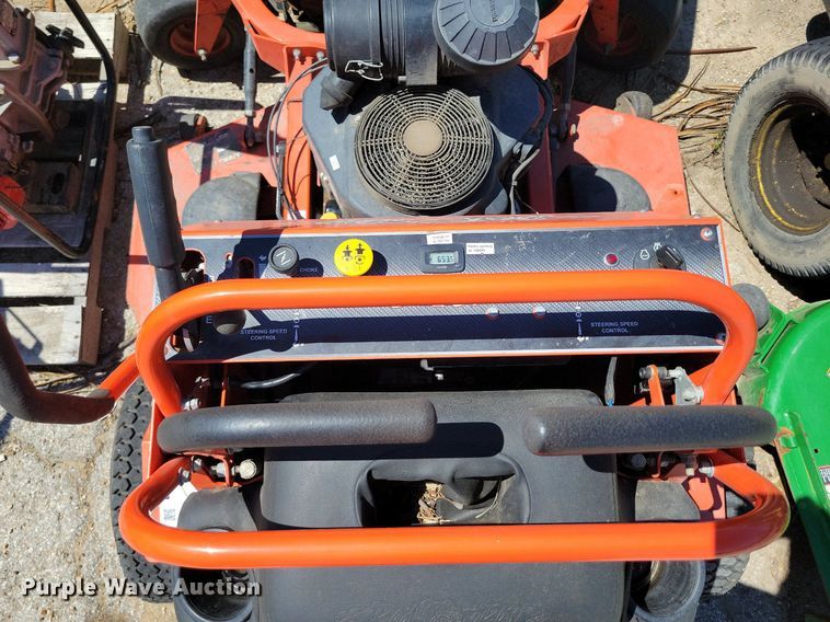 image for item DP1386 (4) ZTR lawn mowers