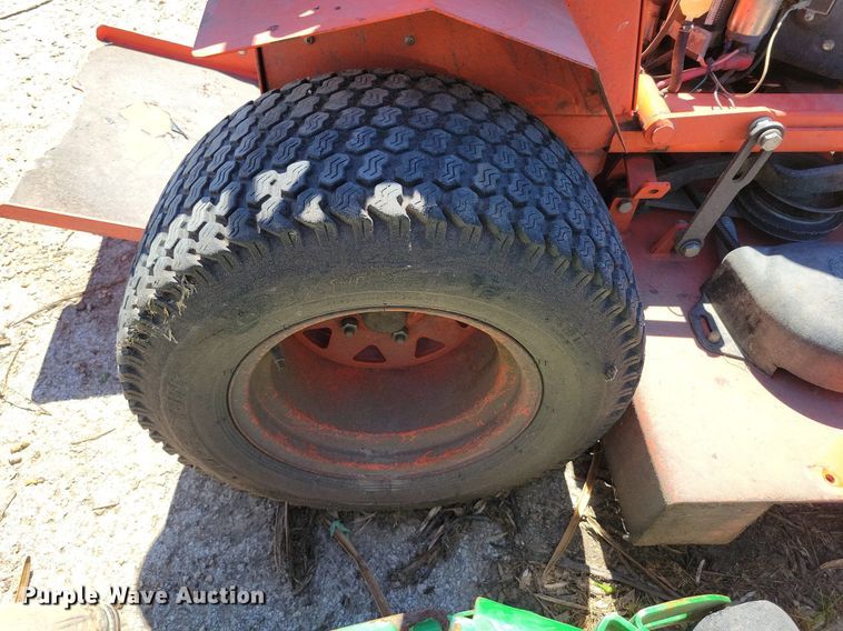 image for item DP1386 (4) ZTR lawn mowers