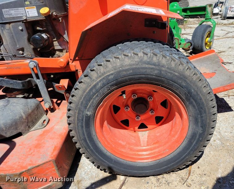 image for item DP1386 (4) ZTR lawn mowers