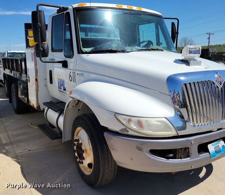 image for item DP1392 2011 International 4300M7 dump truck