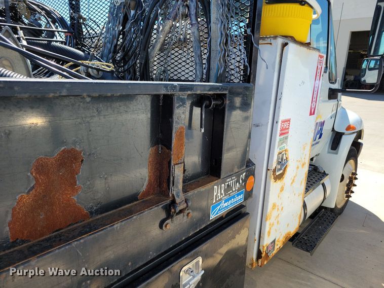 image for item DP1392 2011 International 4300M7 dump truck