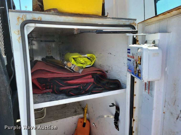 image for item DP1392 2011 International 4300M7 dump truck