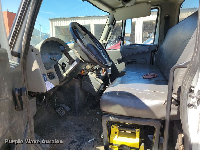 image for item DP1392 2011 International 4300M7 dump truck