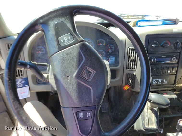 image for item DP1392 2011 International 4300M7 dump truck