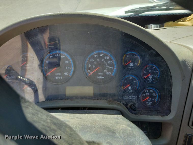 image for item DP1392 2011 International 4300M7 dump truck