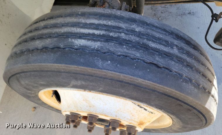 image for item DP1392 2011 International 4300M7 dump truck