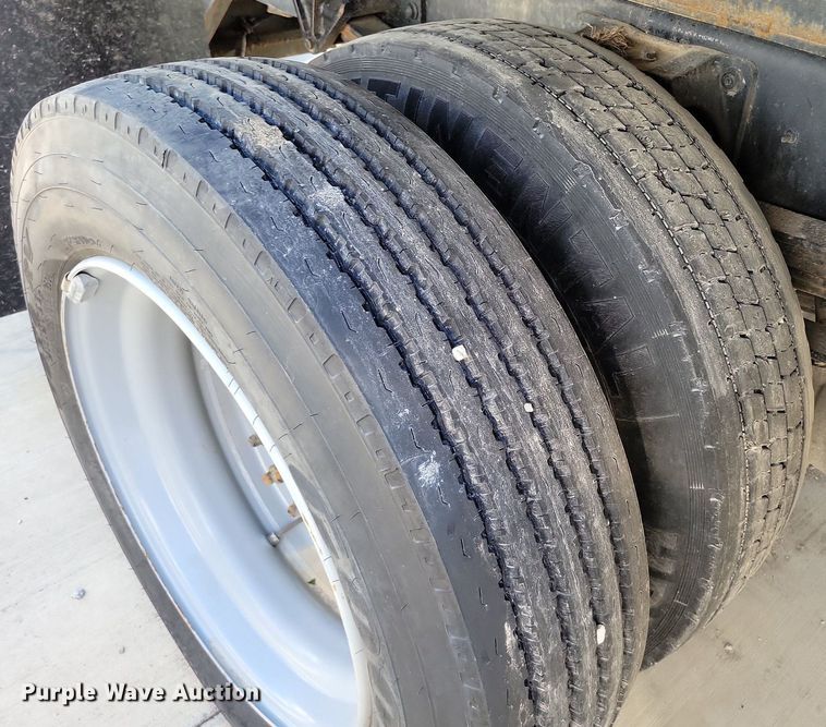 image for item DP1392 2011 International 4300M7 dump truck