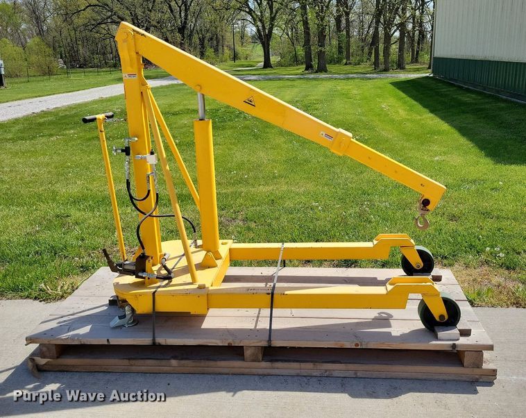 image for item DP1395 Engine hoist