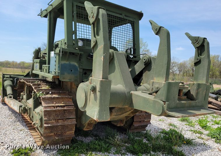 image for item DP1396 1974 Caterpillar D7F dozer