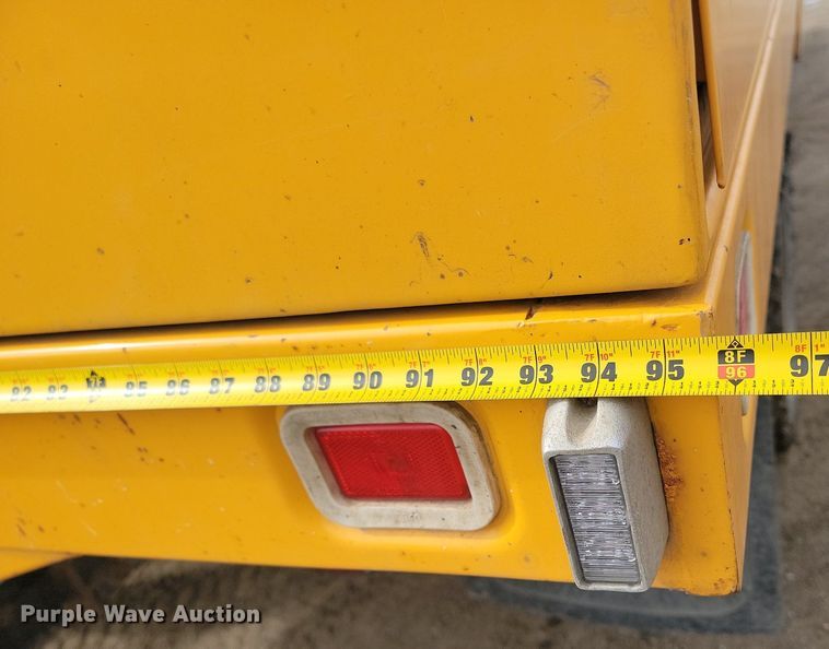 image for item DP3521 2007 Ford  F550 Super Duty XL flatbed truck