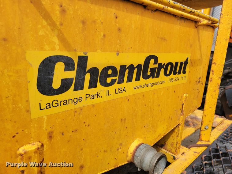 image for item DP3521 2007 Ford  F550 Super Duty XL flatbed truck