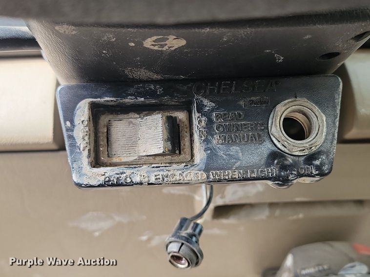 image for item DP3521 2007 Ford  F550 Super Duty XL flatbed truck