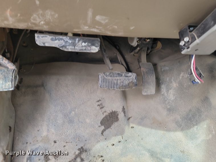 image for item DP3521 2007 Ford  F550 Super Duty XL flatbed truck