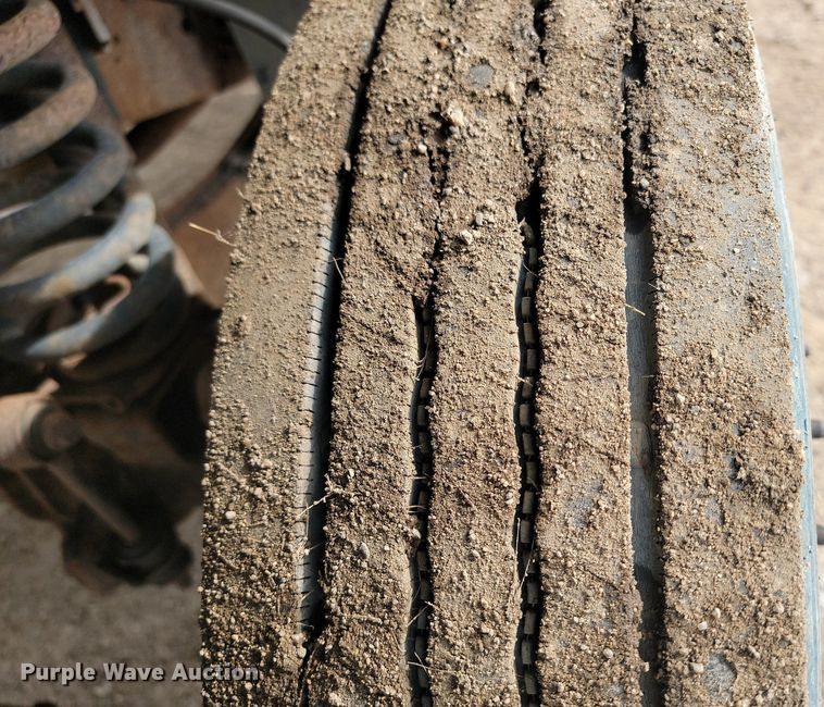 image for item DP3521 2007 Ford  F550 Super Duty XL flatbed truck