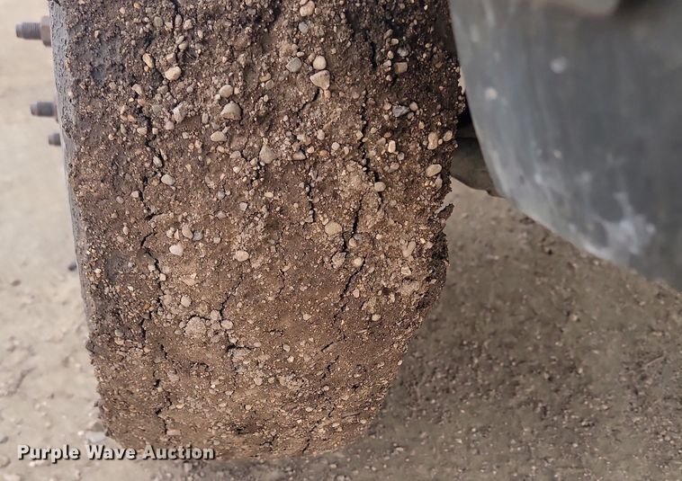 image for item DP3521 2007 Ford  F550 Super Duty XL flatbed truck