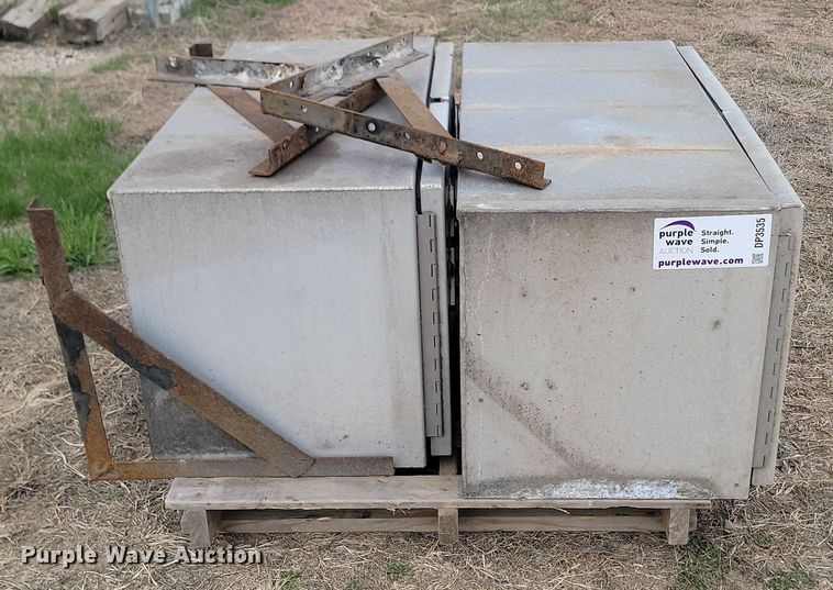 image for item DP3535 (2) toolboxes 