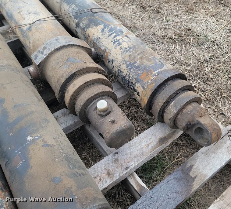 image for item DP3536 (4) dump truck bed cylinders