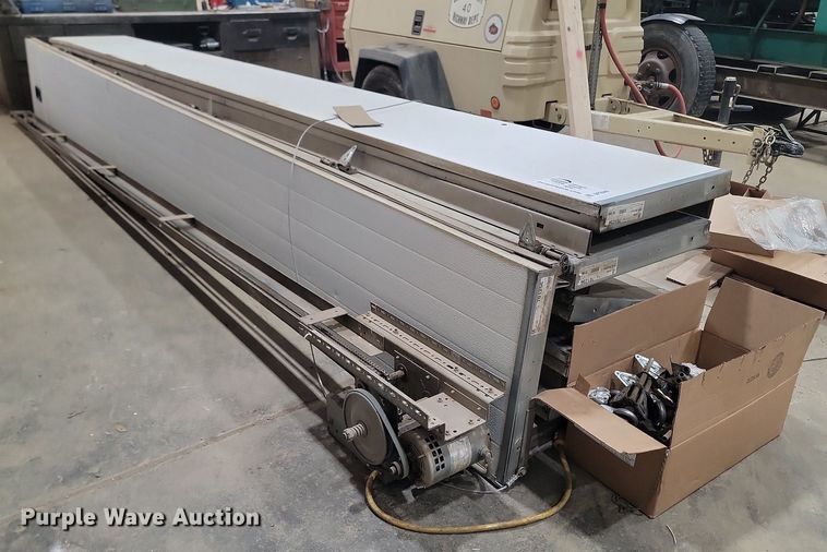 image for item DP3540 (2) garage doors