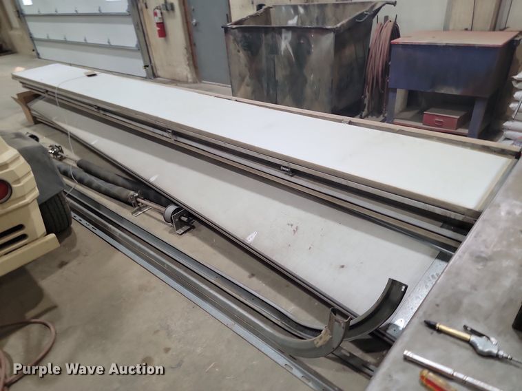 image for item DP3540 (2) garage doors