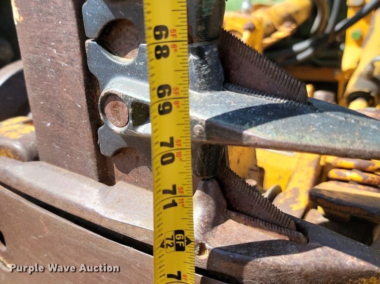 image for item DP3542 1972 John Deere 1020 tractor