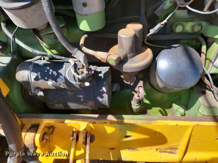 image for item DP3542 1972 John Deere 1020 tractor