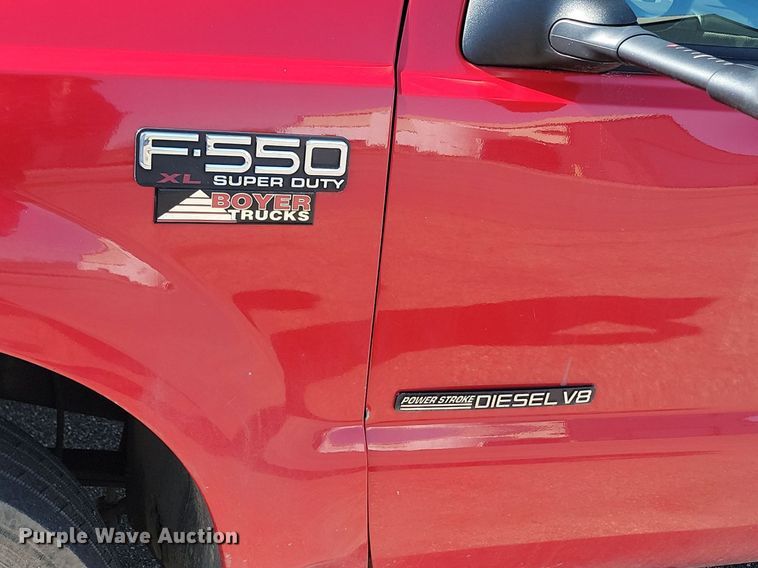 image for item DP5669 2002 Ford F550 Super Duty XL bucket truck