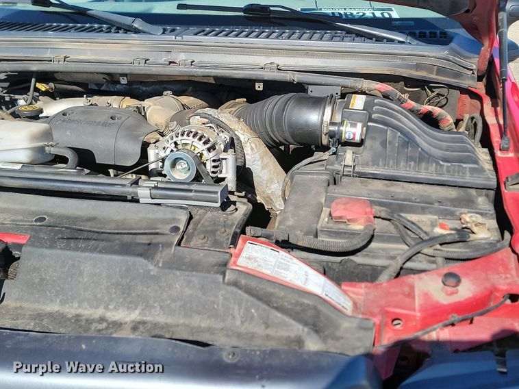 image for item DP5669 2002 Ford F550 Super Duty XL bucket truck