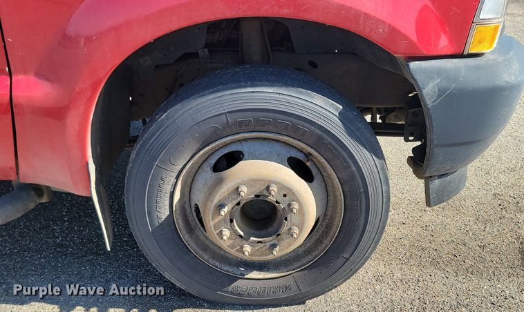 image for item DP5669 2002 Ford F550 Super Duty XL bucket truck