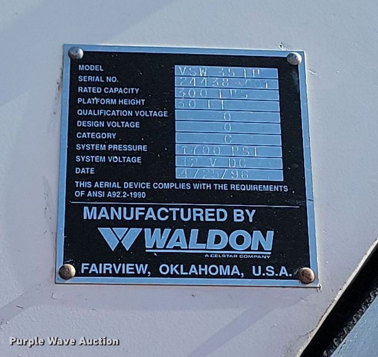 image for item DP5669 2002 Ford F550 Super Duty XL bucket truck