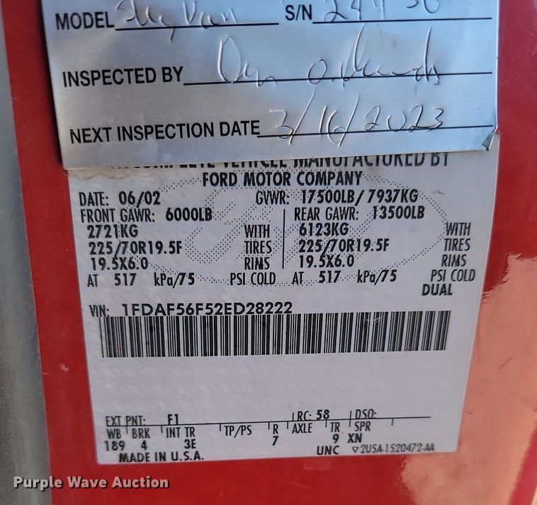 image for item DP5669 2002 Ford F550 Super Duty XL bucket truck