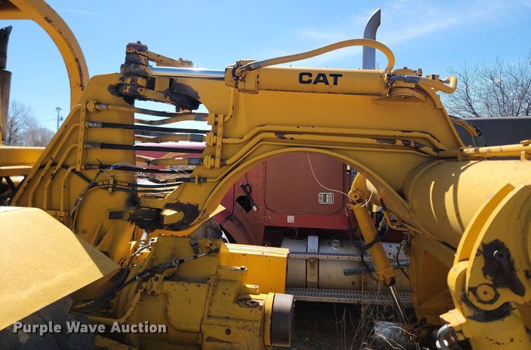 image for item DP5681 1976 Caterpillar 613 elevating scraper