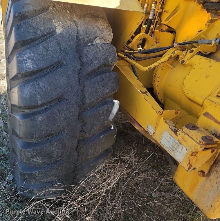 image for item DP5681 1976 Caterpillar 613 elevating scraper