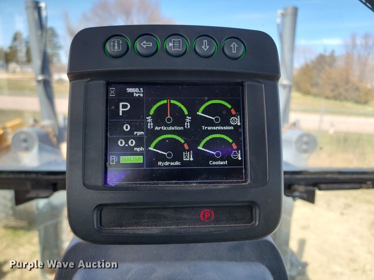 image for item DP5682 2011 John Deere  772GP motor grader