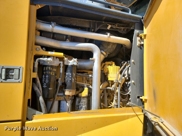 image for item DP5682 2011 John Deere  772GP motor grader