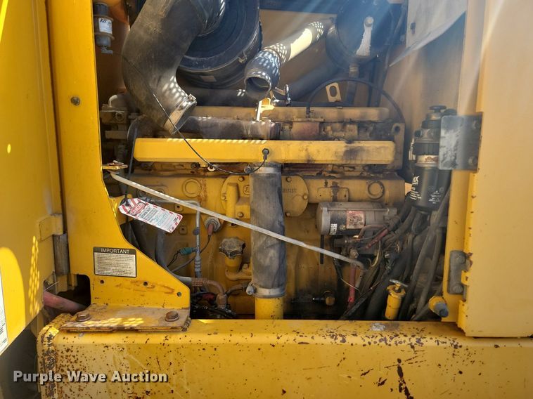 image for item DP5683 2002 John Deere  772CH Series II motor grader