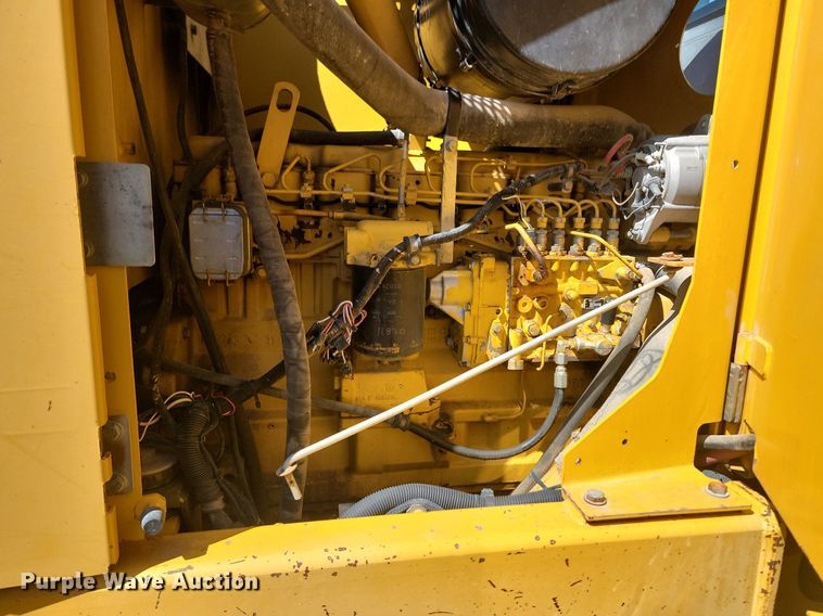 image for item DP5683 2002 John Deere  772CH Series II motor grader