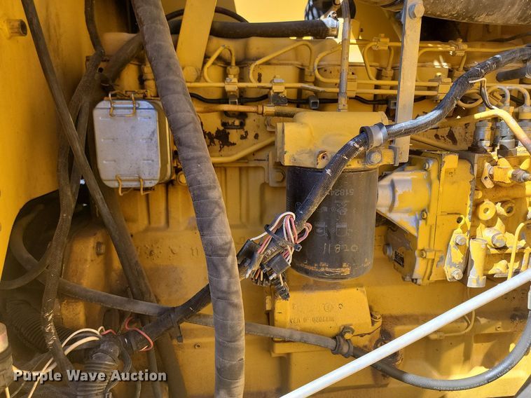 image for item DP5683 2002 John Deere  772CH Series II motor grader