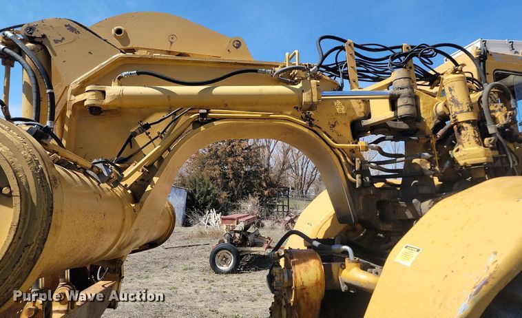 image for item DP5686 1974 Caterpillar  627B conventional scraper 