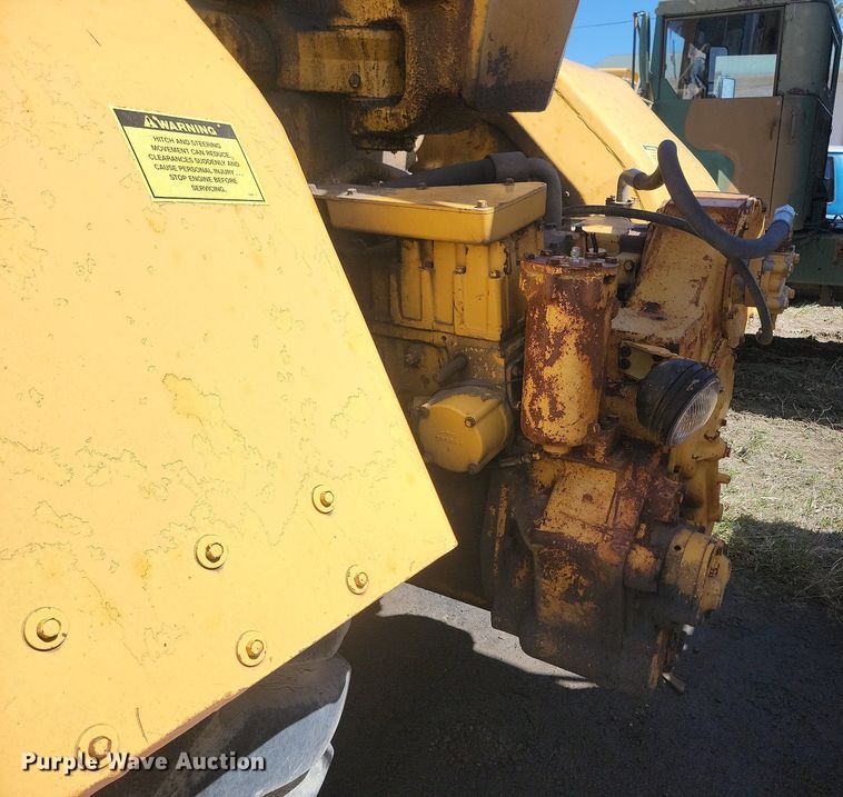 image for item DP5686 1974 Caterpillar  627B conventional scraper 