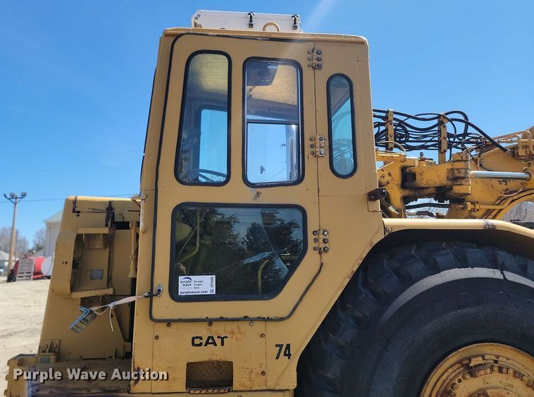 image for item DP5686 1974 Caterpillar  627B conventional scraper 