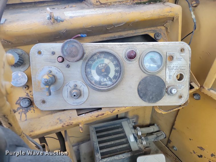 image for item DP5686 1974 Caterpillar  627B conventional scraper 