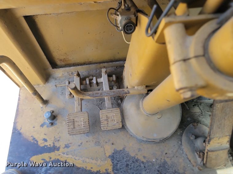 image for item DP5686 1974 Caterpillar  627B conventional scraper 