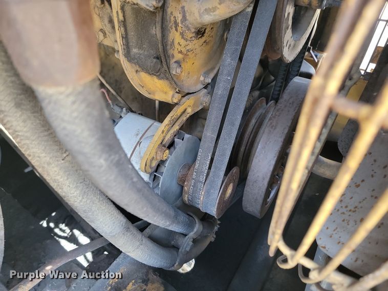 image for item DP5686 1974 Caterpillar  627B conventional scraper 