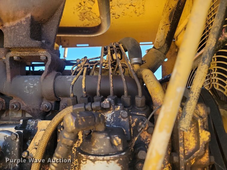 image for item DP5686 1974 Caterpillar  627B conventional scraper 