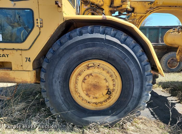 image for item DP5686 1974 Caterpillar  627B conventional scraper 
