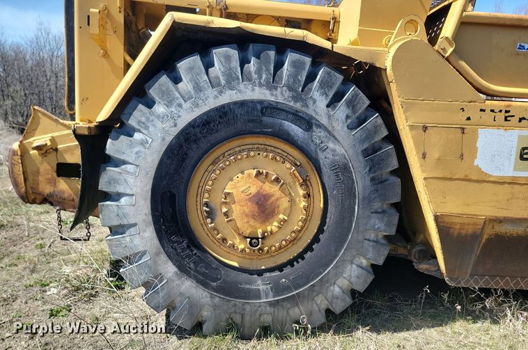 image for item DP5686 1974 Caterpillar  627B conventional scraper 