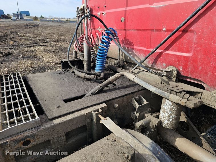 image for item DQ8654 1991 Mack RD688S semi truck