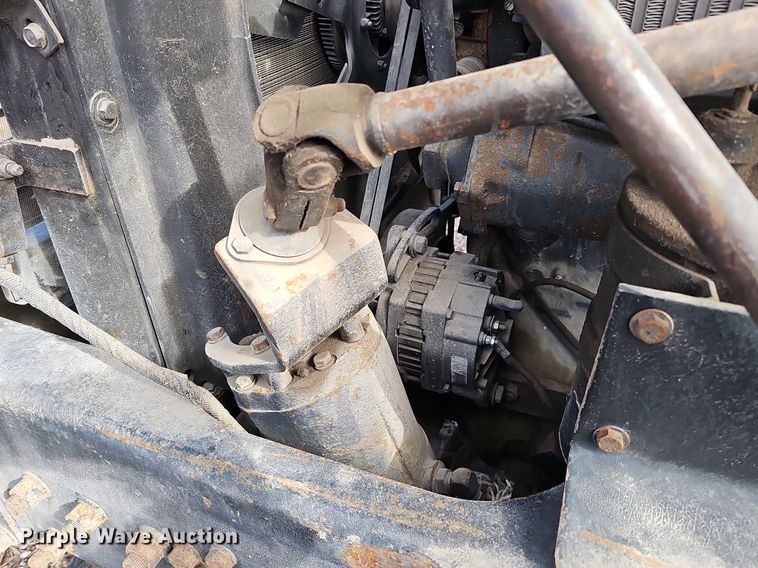 image for item DQ8654 1991 Mack RD688S semi truck