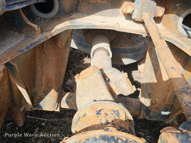 image for item DQ8654 1991 Mack RD688S semi truck